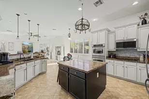 13388 W Chaparosa Way, Peoria, AZ 85383 - Photo 11