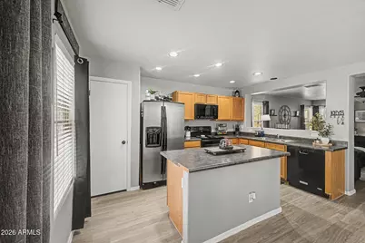 18561 W Legend Drive, Surprise, AZ 85374 - Photo 13