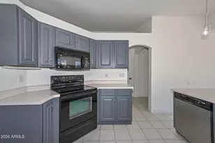 6277 W Blackhawk Dr, Glendale, AZ 85308 - Photo 9