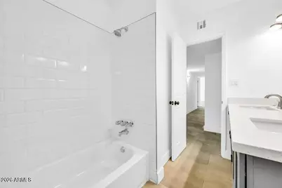 1107 E Marlette Avenue, Phoenix, AZ 85014 - Photo 17