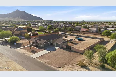 3760 W Roberts Road, San Tan Valley, AZ 85144 - Photo 29