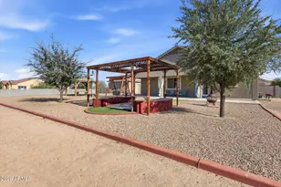 3760 W Roberts Rd, San Tan Valley, AZ 85144 - Photo 21