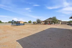 3760 W Roberts Rd, San Tan Valley, AZ 85144 - Photo 25