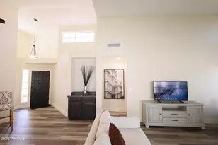 11840 N 40th Way, Phoenix, AZ 85028 - Photo 7