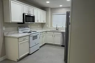17737 W Hearn Rd, Surprise, AZ 85388 - Photo 3