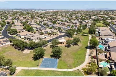 15032 W Desert Hills Drive, Surprise, AZ 85379 - Photo 33