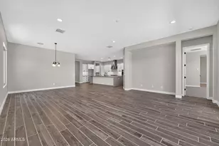 21055 S 190th Wy, Queen Creek, AZ 85142 - Photo 9