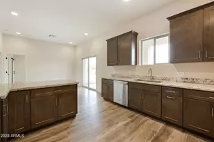 48111 N 7th Ave, New River, AZ 85087 - Photo 23