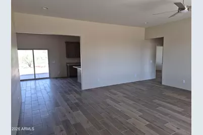 48111 N 7th Avenue, New River, AZ 85087 - Photo 5
