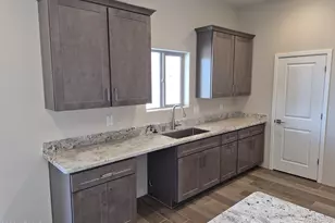 48111 N 7th Ave, New River, AZ 85087 - Photo 9