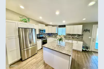 14842 W Jomax Road, Surprise, AZ 85387 - Photo 19