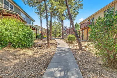 1322 E Hatcher Drive, Flagstaff, AZ 86001 - Photo 3