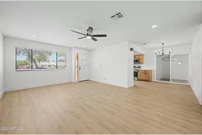 562 E Hondo Avenue, Apache Junction, AZ 85119 - Photo 15