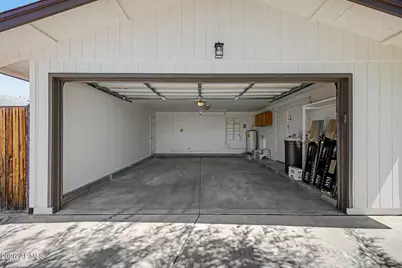 562 E Hondo Avenue, Apache Junction, AZ 85119 - Photo 29