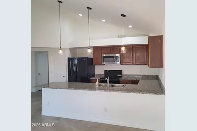 1622 N Comanche Drive, Chandler, AZ 85224 - Photo 5