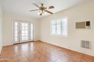 2012 N Richland St, Phoenix, AZ 85006 - Photo 11