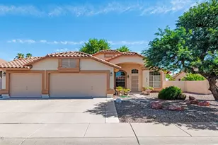 5734 E Gelding Dr, Scottsdale, AZ 85254 - Photo 1