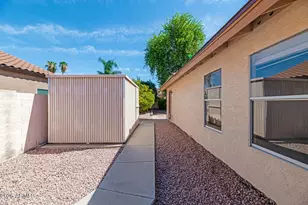 5734 E Gelding Dr, Scottsdale, AZ 85254 - Photo 25