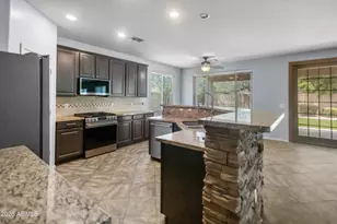 8352 W Molly Ln, Peoria, AZ 85383 - Photo 7