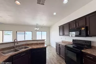 606 W Beautiful Ln, Phoenix, AZ 85041 - Photo 25