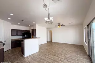 606 W Beautiful Ln, Phoenix, AZ 85041 - Photo 29
