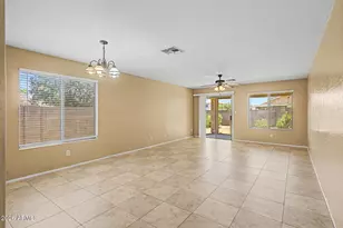13153 W Mauna Loa Ln, Surprise, AZ 85379 - Photo 5