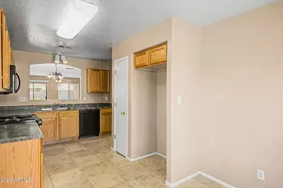 13153 W Mauna Loa Lane, Surprise, AZ 85379 - Photo 9