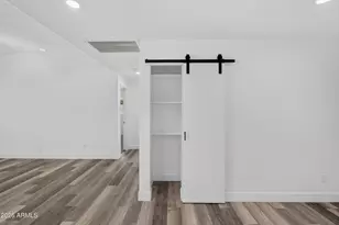 2327 N 31st St, Phoenix, AZ 85008 - Photo 23