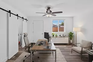 2327 N 31st St, Phoenix, AZ 85008 - Photo 15