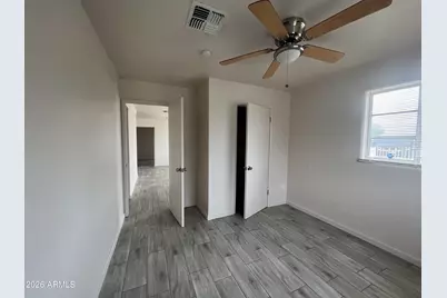 2233 E Wood Street, Phoenix, AZ 85040 - Photo 11