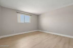 309 E Pebble Beach Dr, Tempe, AZ 85282 - Photo 17