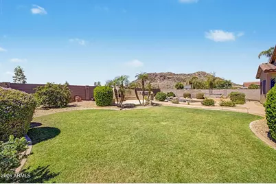 9809 W Bent Tree Drive, Peoria, AZ 85383 - Photo 3