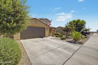 17228 W Dahlia Drive, Surprise, AZ 85388 - Photo 5
