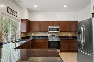 427 W Palomino Dr, Tempe, AZ 85284 - Photo 13
