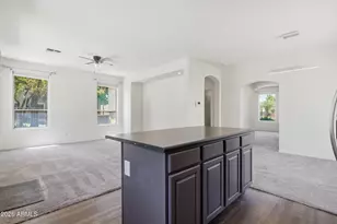 1835 E Dunbar Dr, Phoenix, AZ 85042 - Photo 21