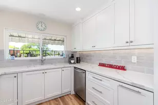 7732 E Coolidge St, Scottsdale, AZ 85251 - Photo 15