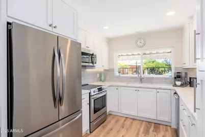 7732 E Coolidge Street, Scottsdale, AZ 85251 - Photo 13