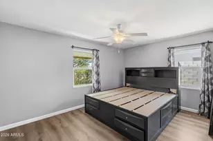 9031 N 2nd Dr, Phoenix, AZ 85021 - Photo 25