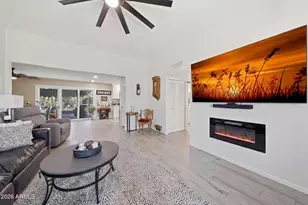 9714 W Brokenstone Dr, Sun City, AZ 85351 - Photo 11