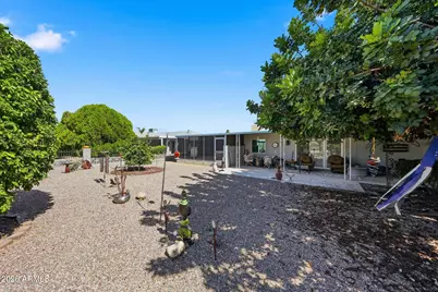 9714 W Brokenstone Drive, Sun City, AZ 85351 - Photo 37