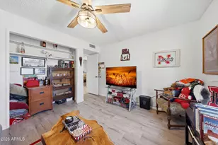 9714 W Brokenstone Dr, Sun City, AZ 85351 - Photo 25