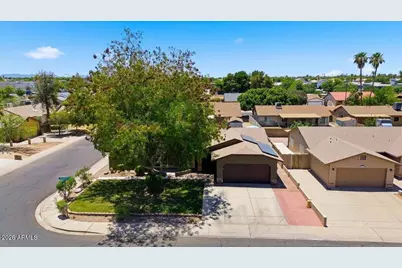 755 E Palomino Drive, Gilbert, AZ 85296 - Photo 39