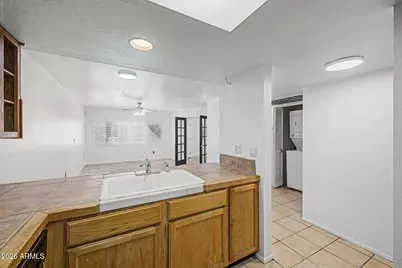 4330 N 5th Avenue #211, Phoenix, AZ 85013 - Photo 9