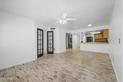 4330 N 5th Avenue #211, Phoenix, AZ 85013 - Photo 1