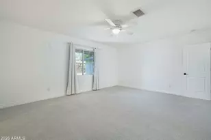 121 W Orchid Ln, Phoenix, AZ 85021 - Photo 19