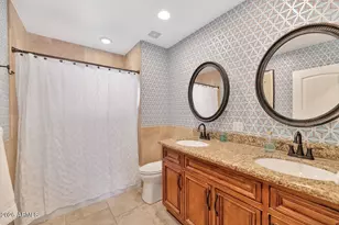 121 W Orchid Ln, Phoenix, AZ 85021 - Photo 15