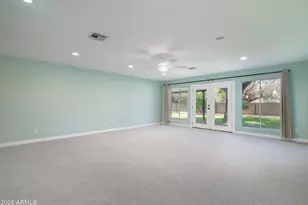 121 W Orchid Ln, Phoenix, AZ 85021 - Photo 25