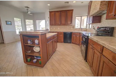 20701 W Black Knob Street, Casa Grande, AZ 85122 - Photo 7