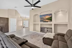 8756 W Lone Cactus Dr, Peoria, AZ 85382 - Photo 9