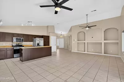 8756 W Lone Cactus Drive, Peoria, AZ 85382 - Photo 5